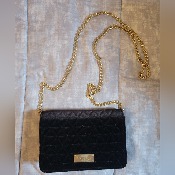 BEBE Elegant Black Quilted Chain Bag - Picture 1 of 5